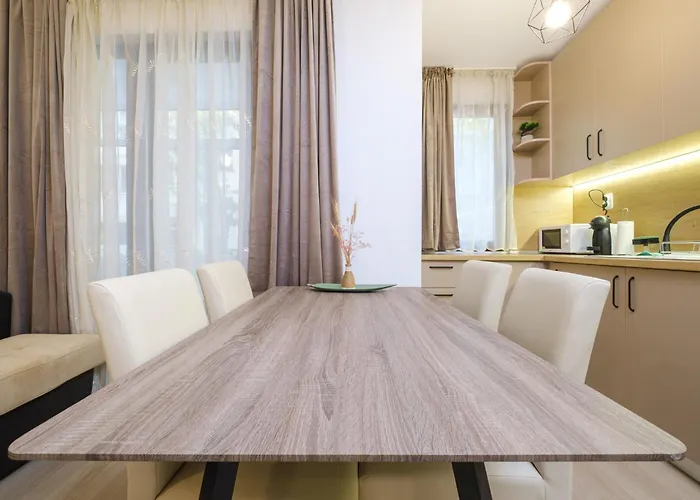 Comfort 1 Bedroom App Апартаменти